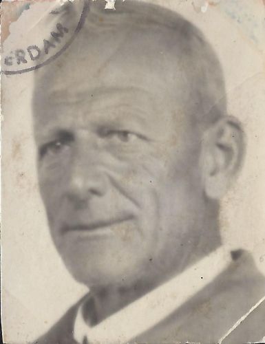 Jan van Vliet 1922 - 2005  (82 jaar) 
